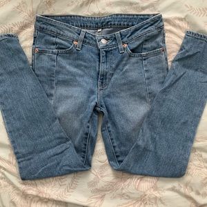 Levi’s Skinny Jeans 27